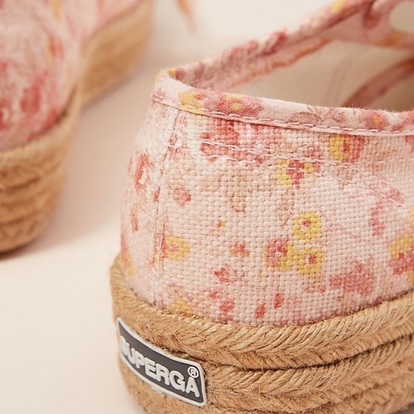 Woven Platform Sneaker. - Picture 6 of 8